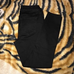 Pacsun High-Waisted Black Jeggings.